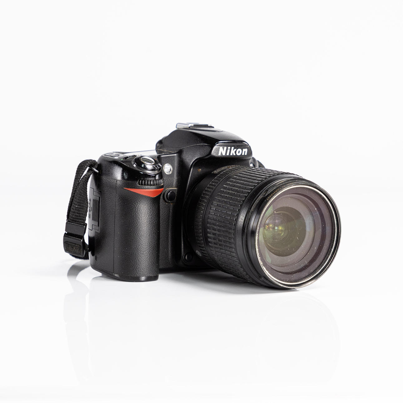 NIKON. D80, 2006, Japan.