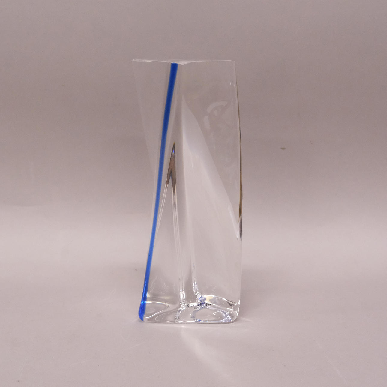 GÖRAN WÄRFF. SCULPTURE, “CONTRA”, SIGNED, COSTA BODA.