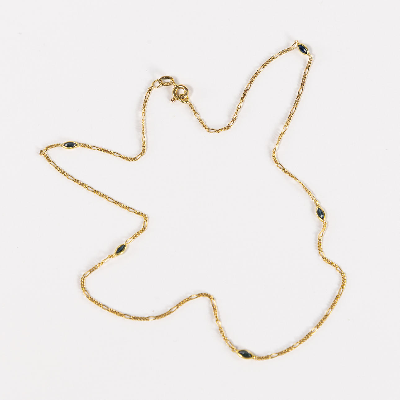 CHAIN, 18k gold, with stones.