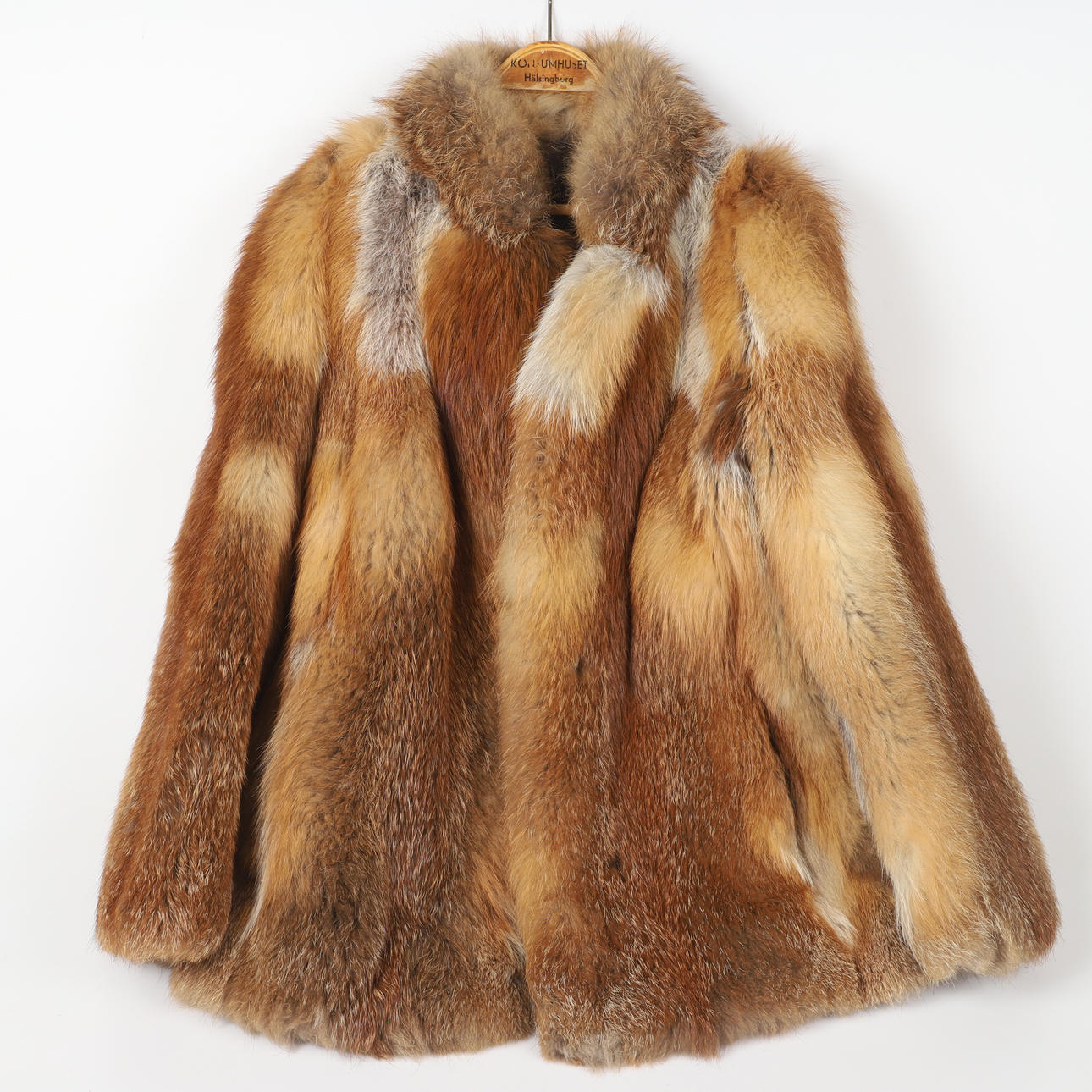 A fur jacket, red fox, 20th century.