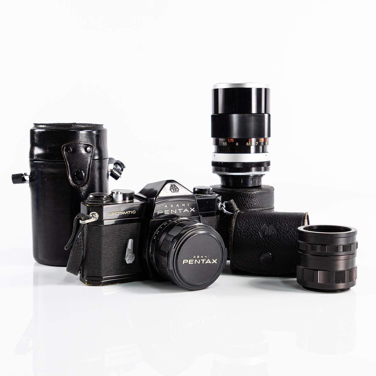 PENTAX. Spotmatic SP, 2 lenses, intermediate rings.