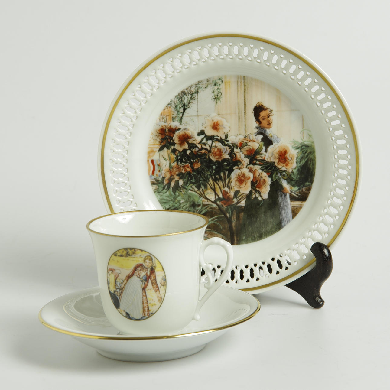 KAFFESERVIS, 48 delar, motiv av Carl Larsson, Bing & Gröndal.