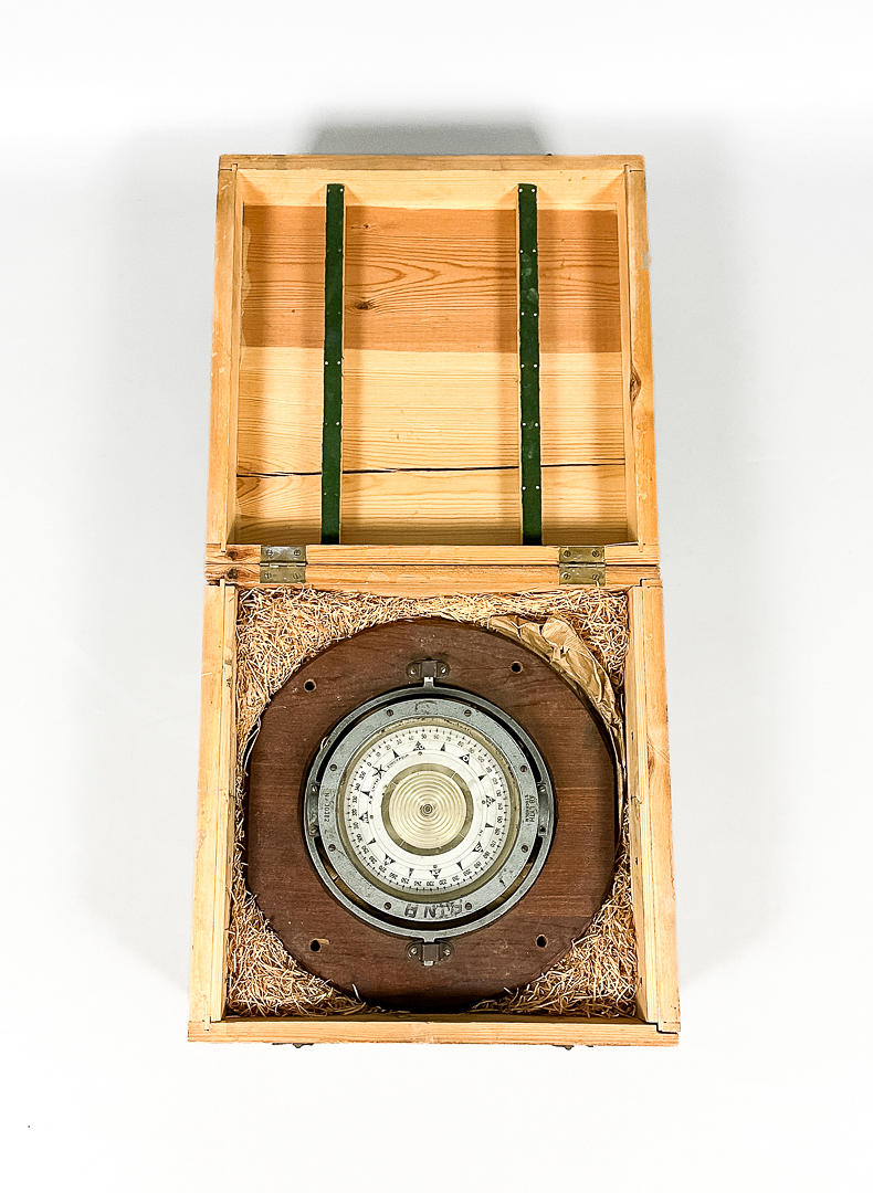 SHIP COMPASS, A/B Lyth, Stockholm.