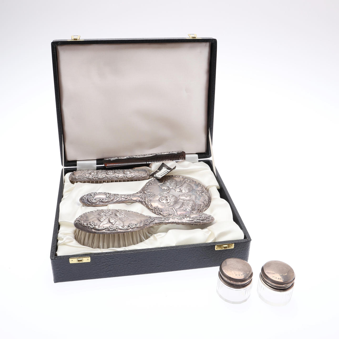 SILVER DRESSING SET, CASED, AND 2 JARS. (7).