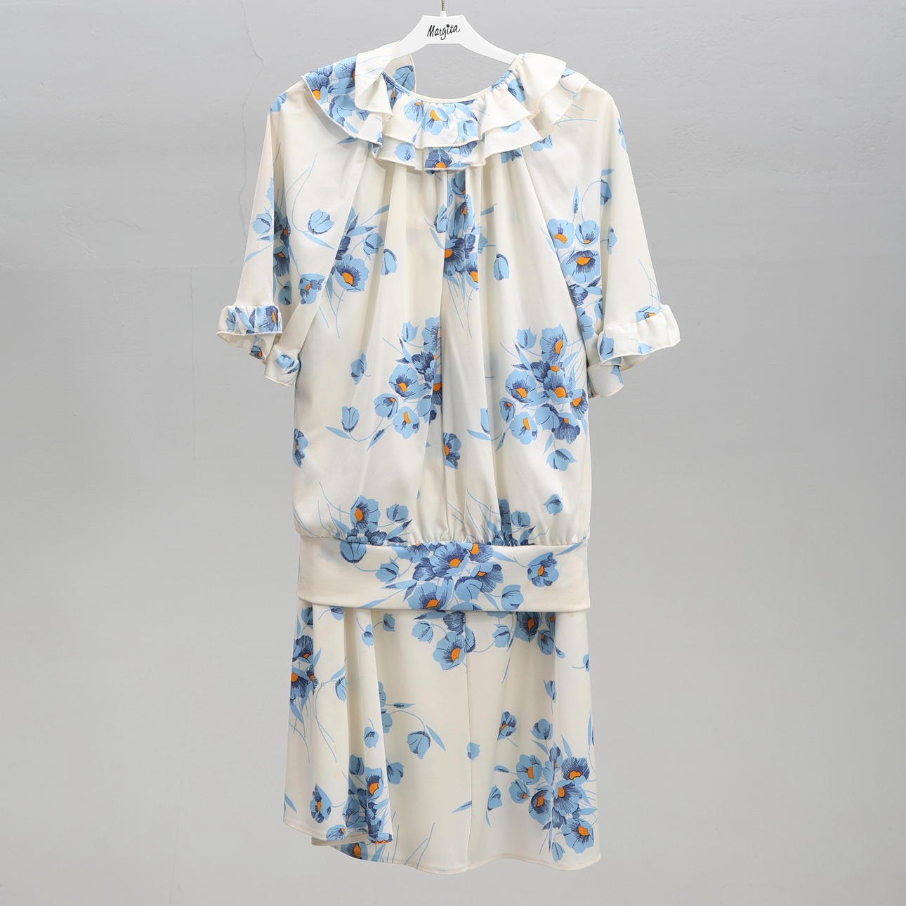 4 pieces, Vintage clothing.