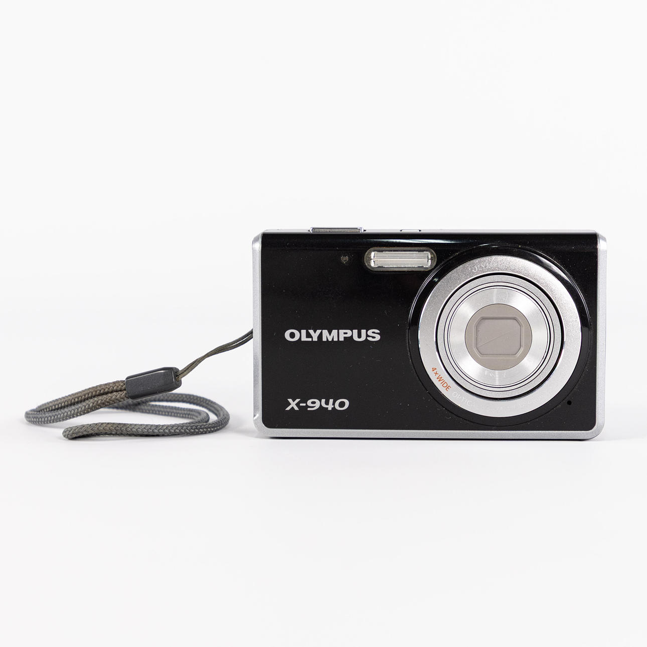 DIGITAL CAMERA, Olympus X-940, 2010, Japan.
