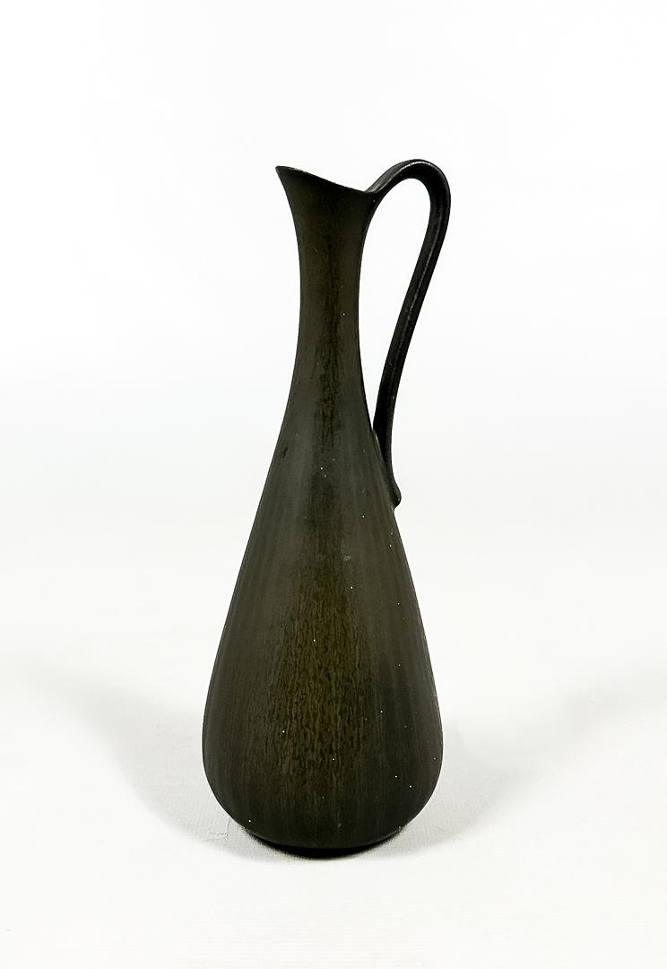 GUNNAR NYLUND. A stoneware vase, monogrammed signed, Rörstrand.