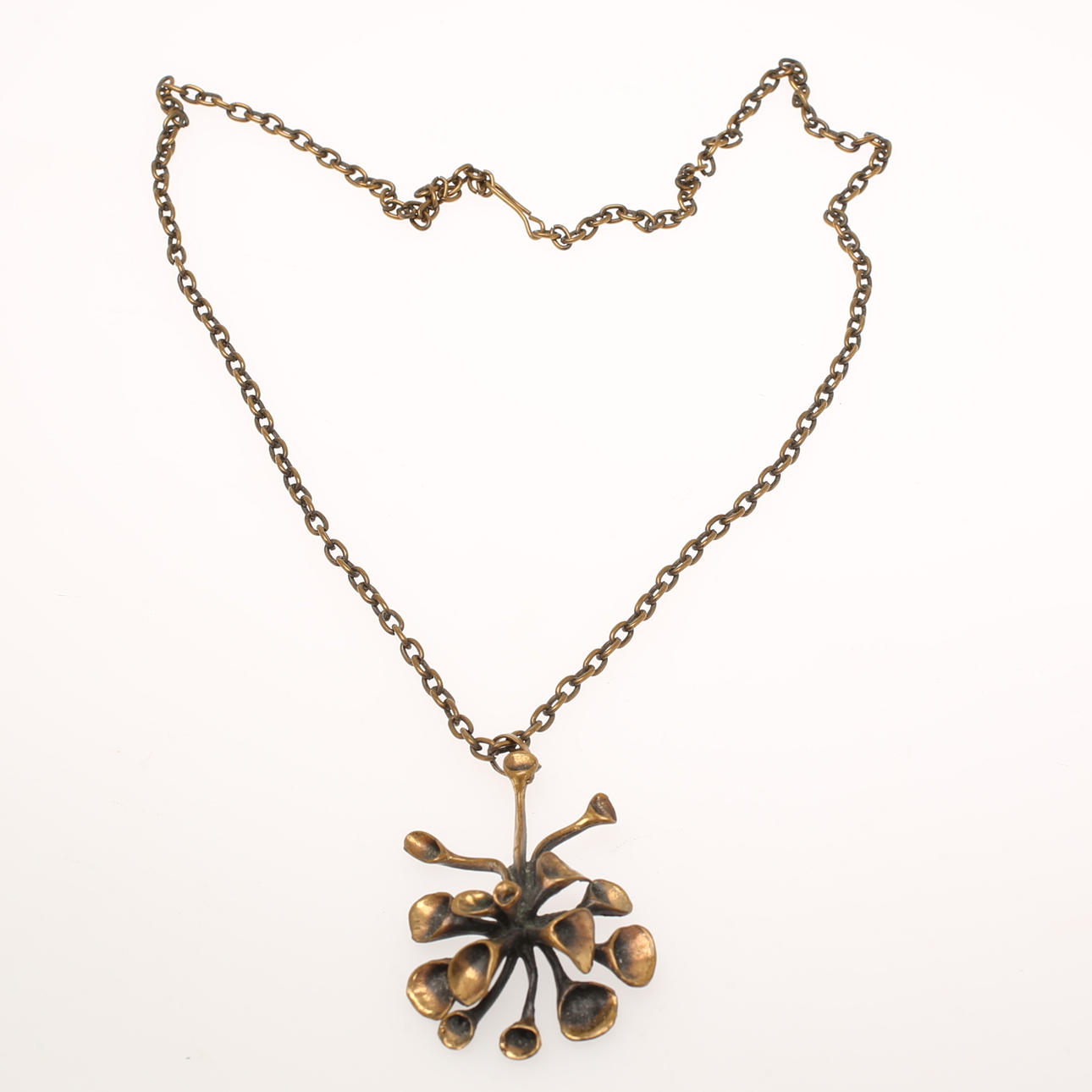 HALSBAND MED HÄNGE, brons, Finland.