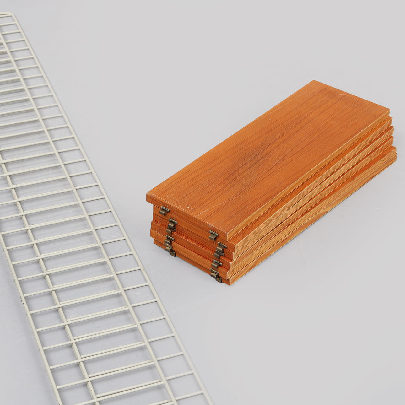 NILS & KAJSA STRINNING. A bookcase, “String”, 1950s/60s.