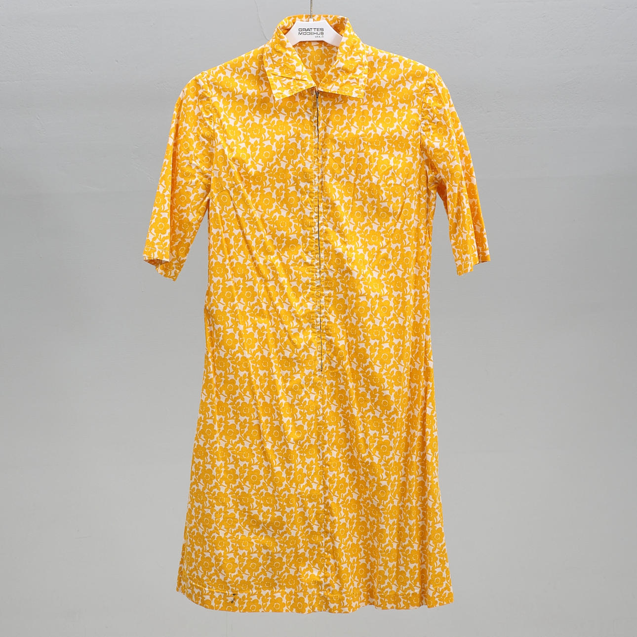 VINTAGE kläder. 5 delar.