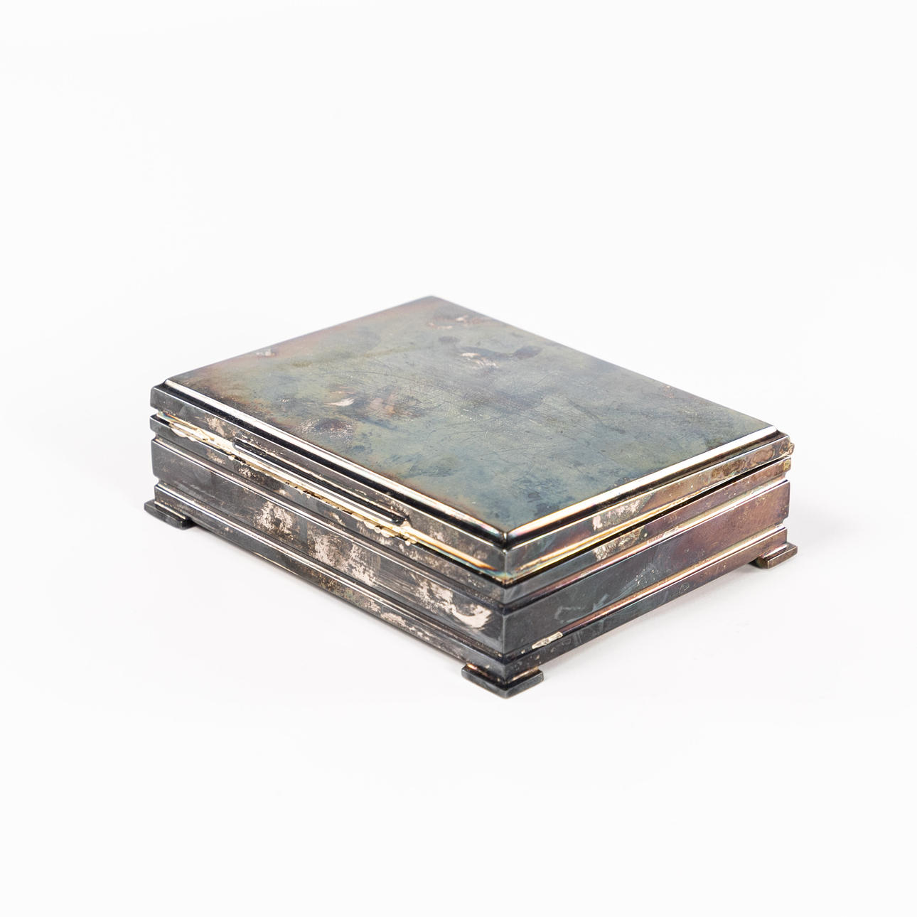 BOX, with wooden lining, silver.