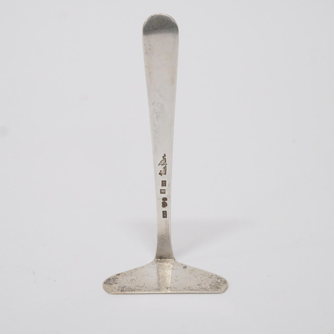 WIWEN NILSSON. POINTER, SILVER.