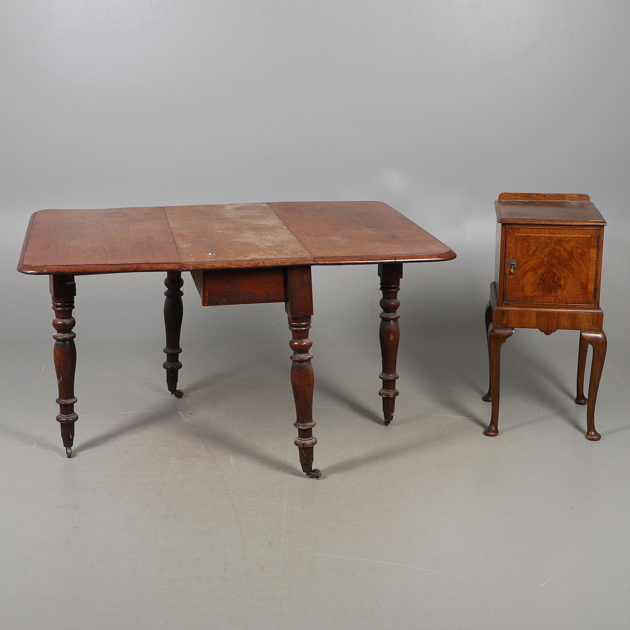 A MAHOGANY DROP FLAP TABLE AND A POT CUPBOARD.