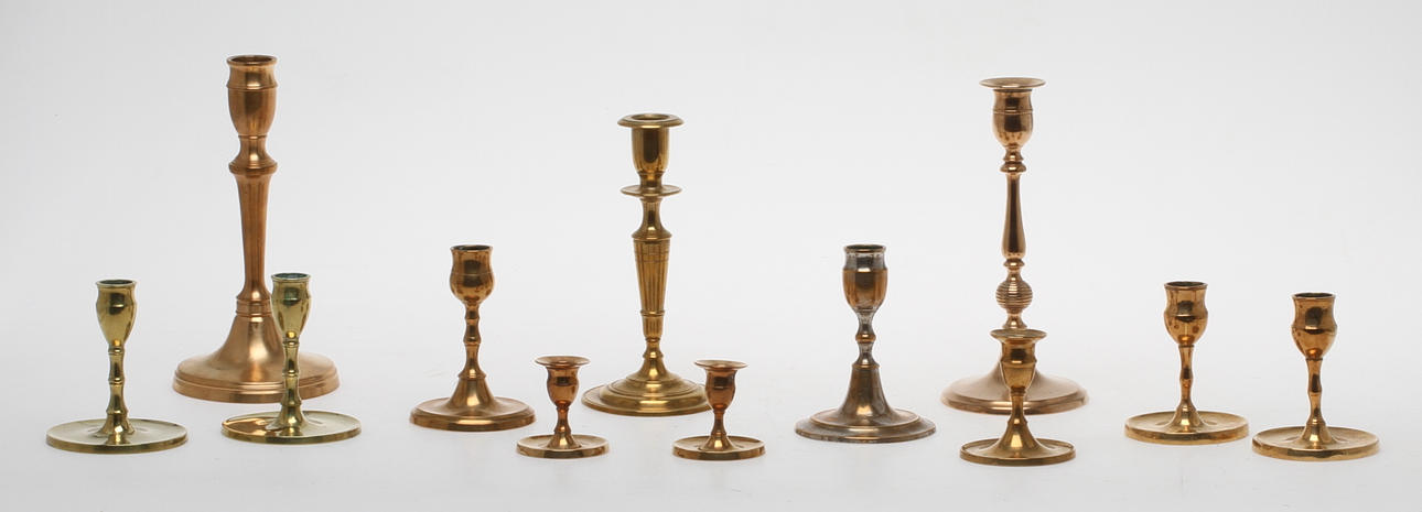 LJUSSTAKAR, 3 par samt 6 st udda, mässing, bland annat Skultuna, 1800-tal.