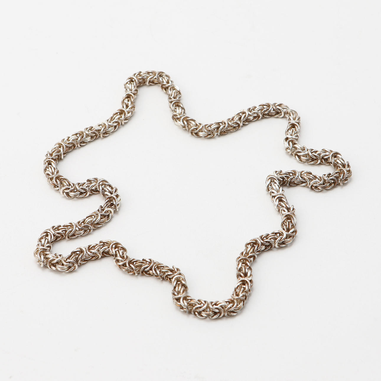 NECKLACE, silver, approx. 120,8 grams.