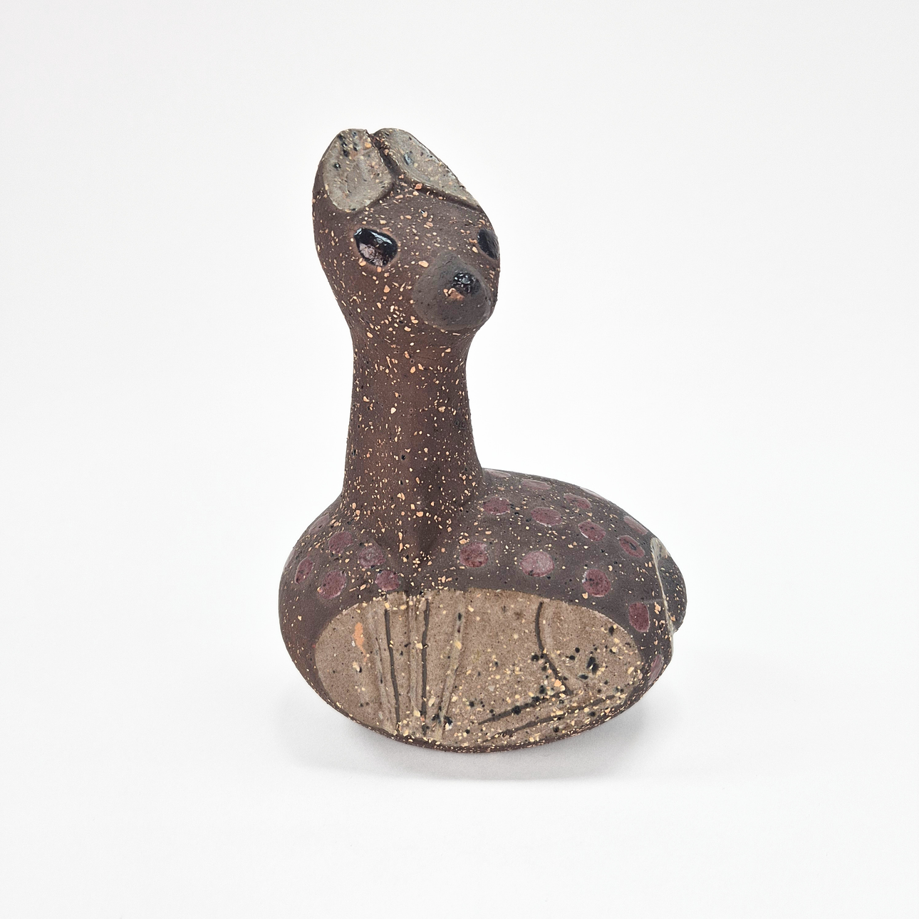 THOMAS HELLSTRÖM. Figurine, roe deer, Nittsjö Keramik, signed.