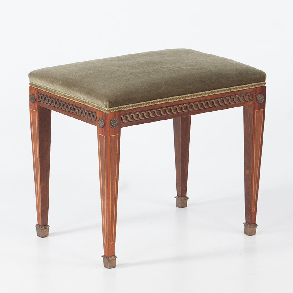 STOOL. Gustavian style, 20th century.
