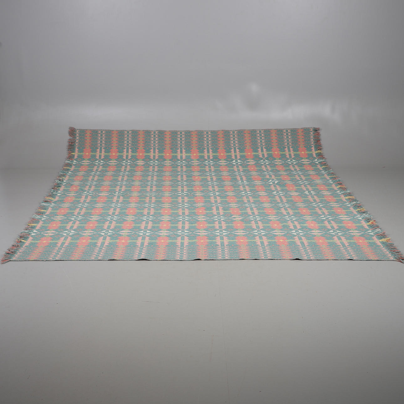 WELSH WOOL BLANKET - BRYNKIR.