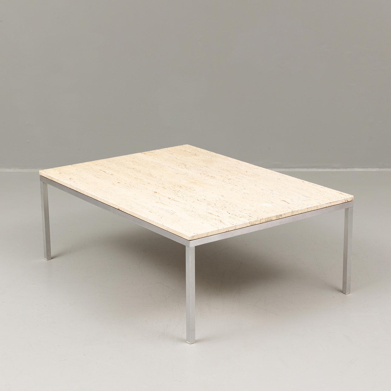 SOFFBORD, marmorskiva, 1900-talets andra hälft.