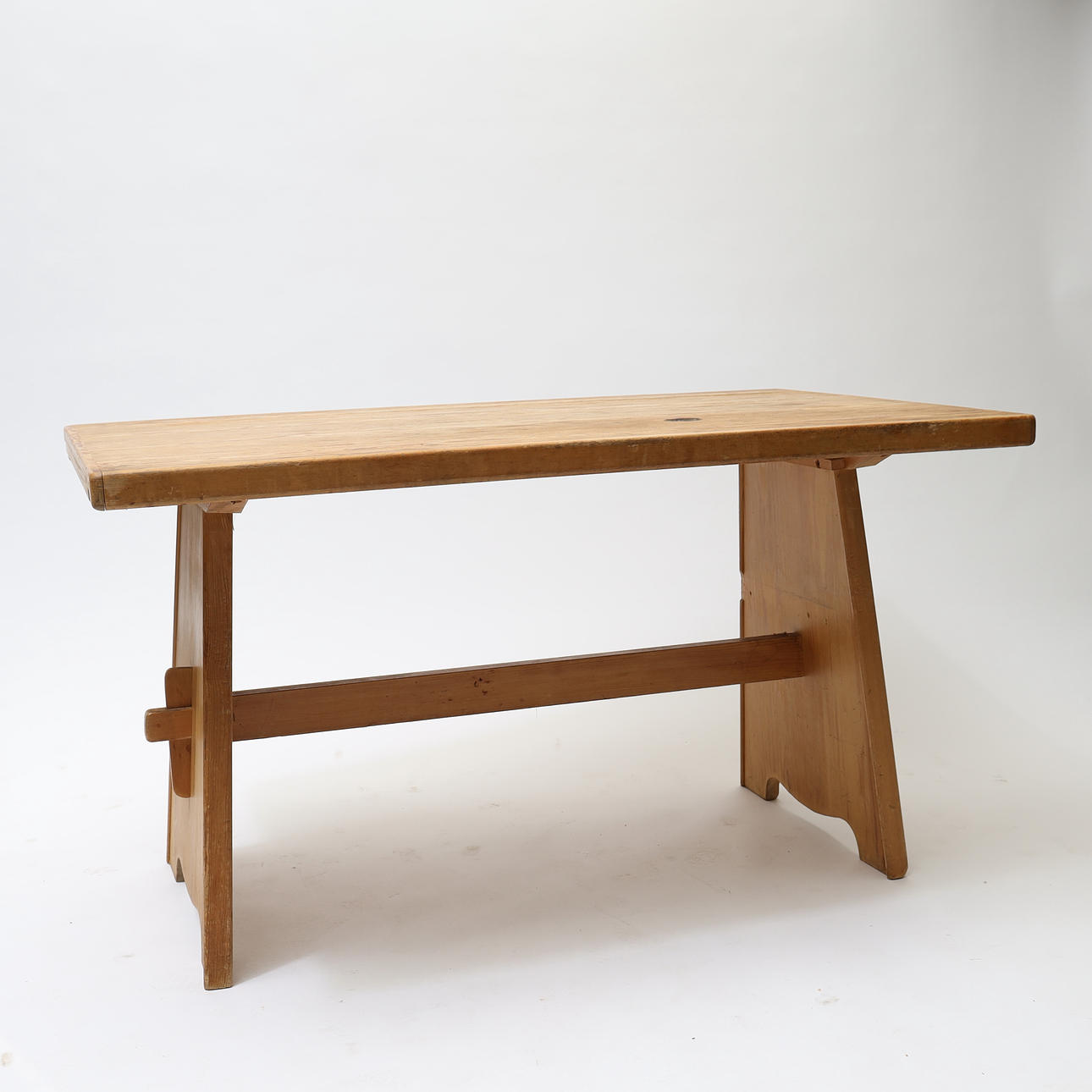 GÖRAN MALMWALL. A pine trestle table, circa mid 20th century.
