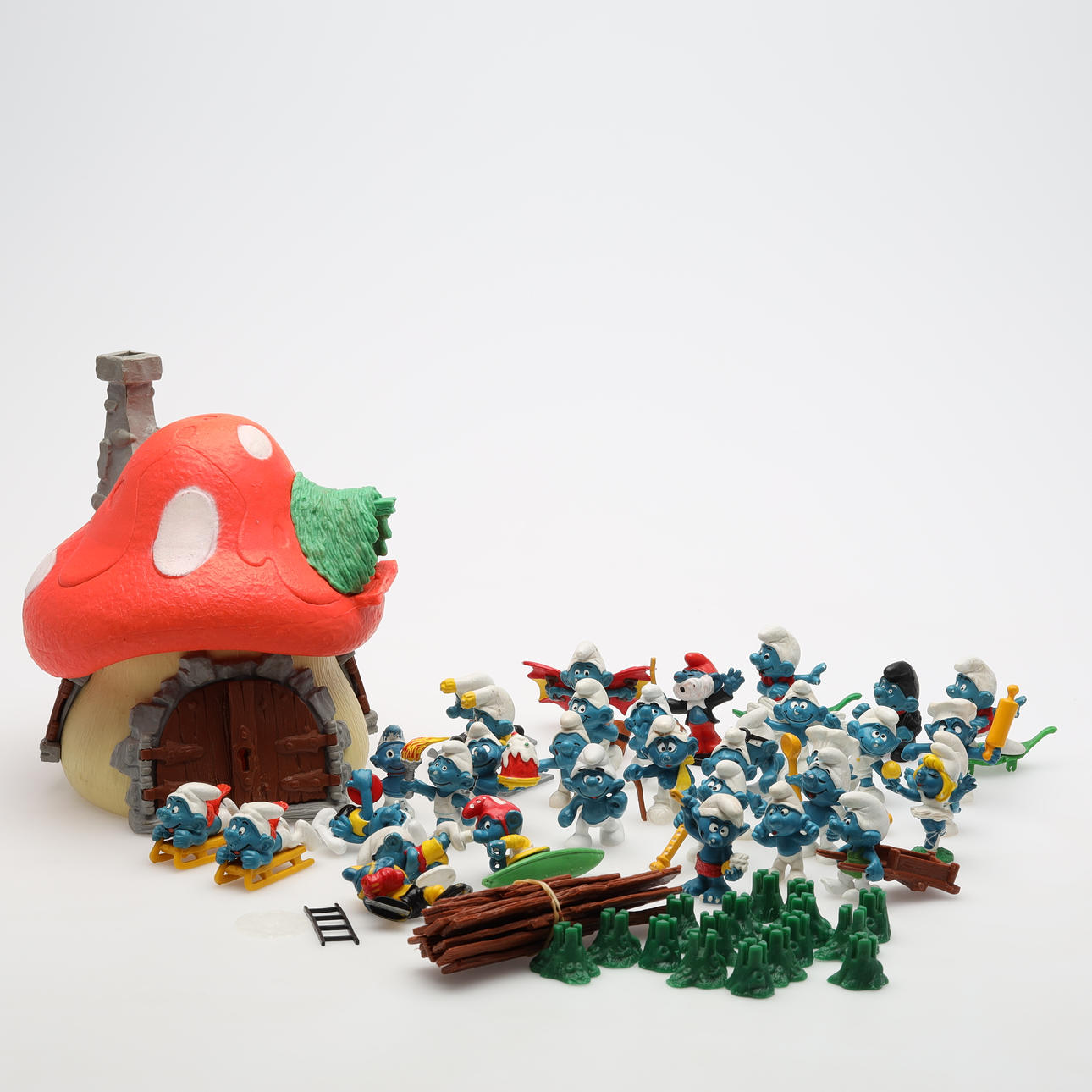 SMURFAR about 30 pcs and SMURFHUS.