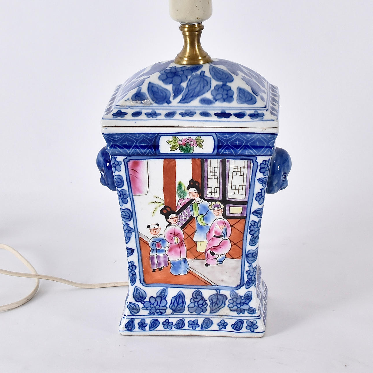 TABLE LAMP, porcelain, China, contemporary.