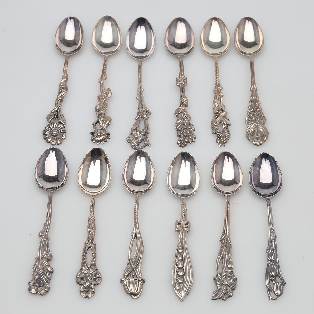 MOCCASKEDAR, 12 stycken, silver, "Svenska floran".