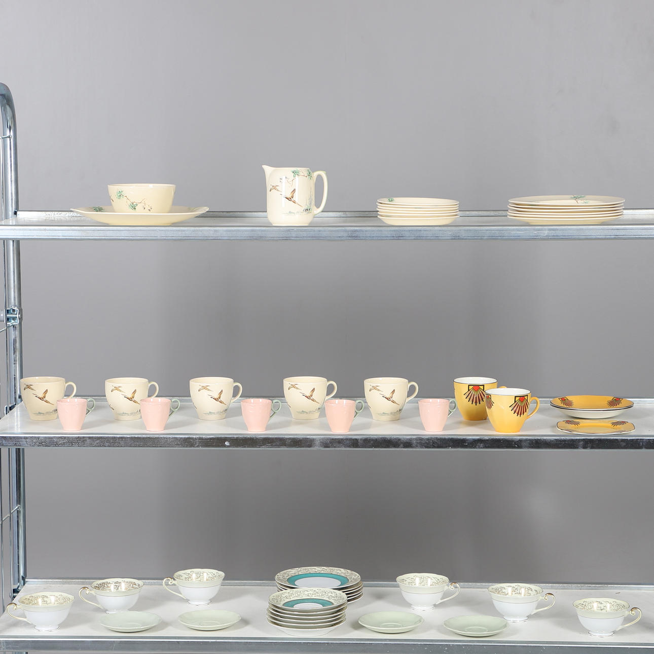 VARIOUS ASSORTED TEAWARES.