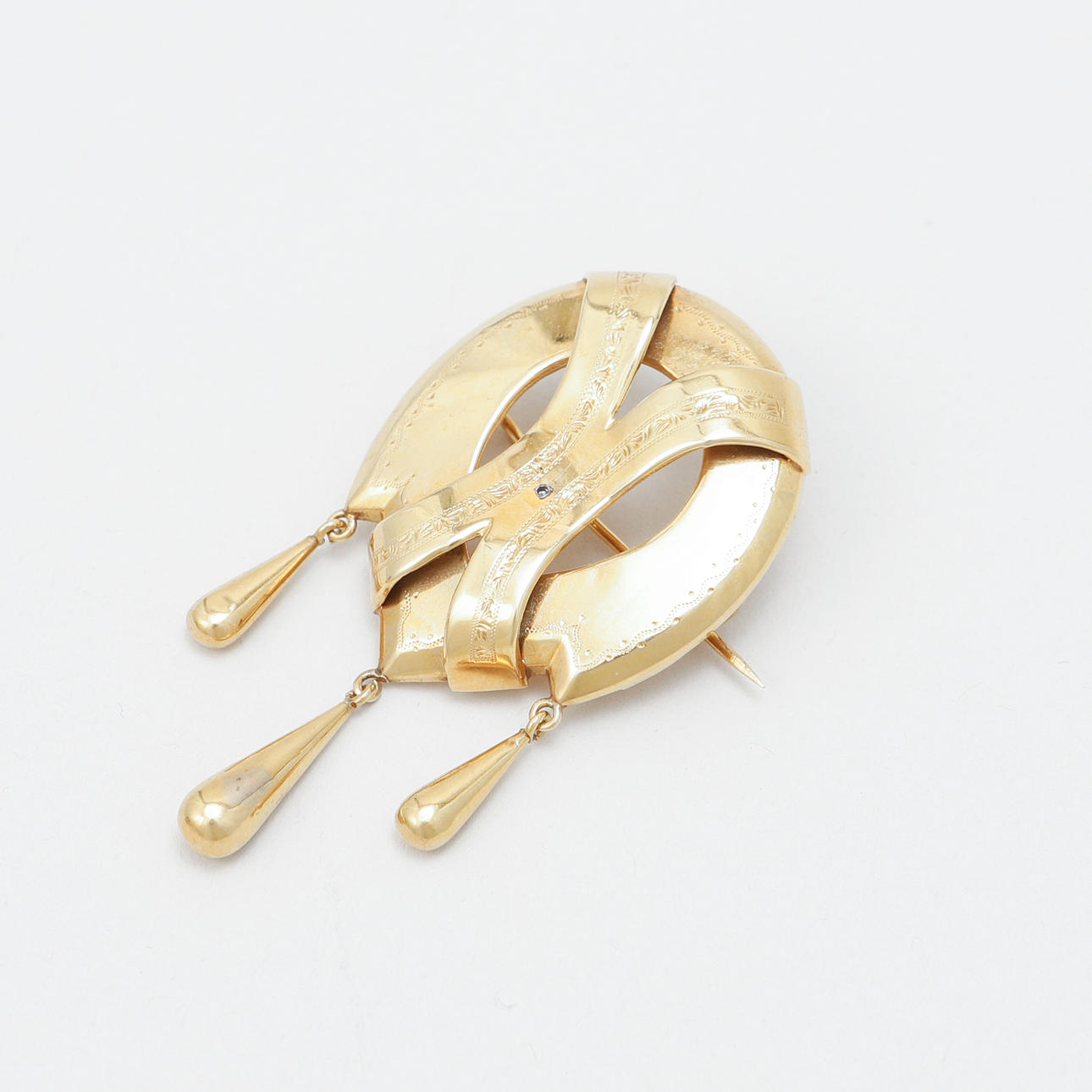 BROOCH, 18k gold, weight 5.6 gram.