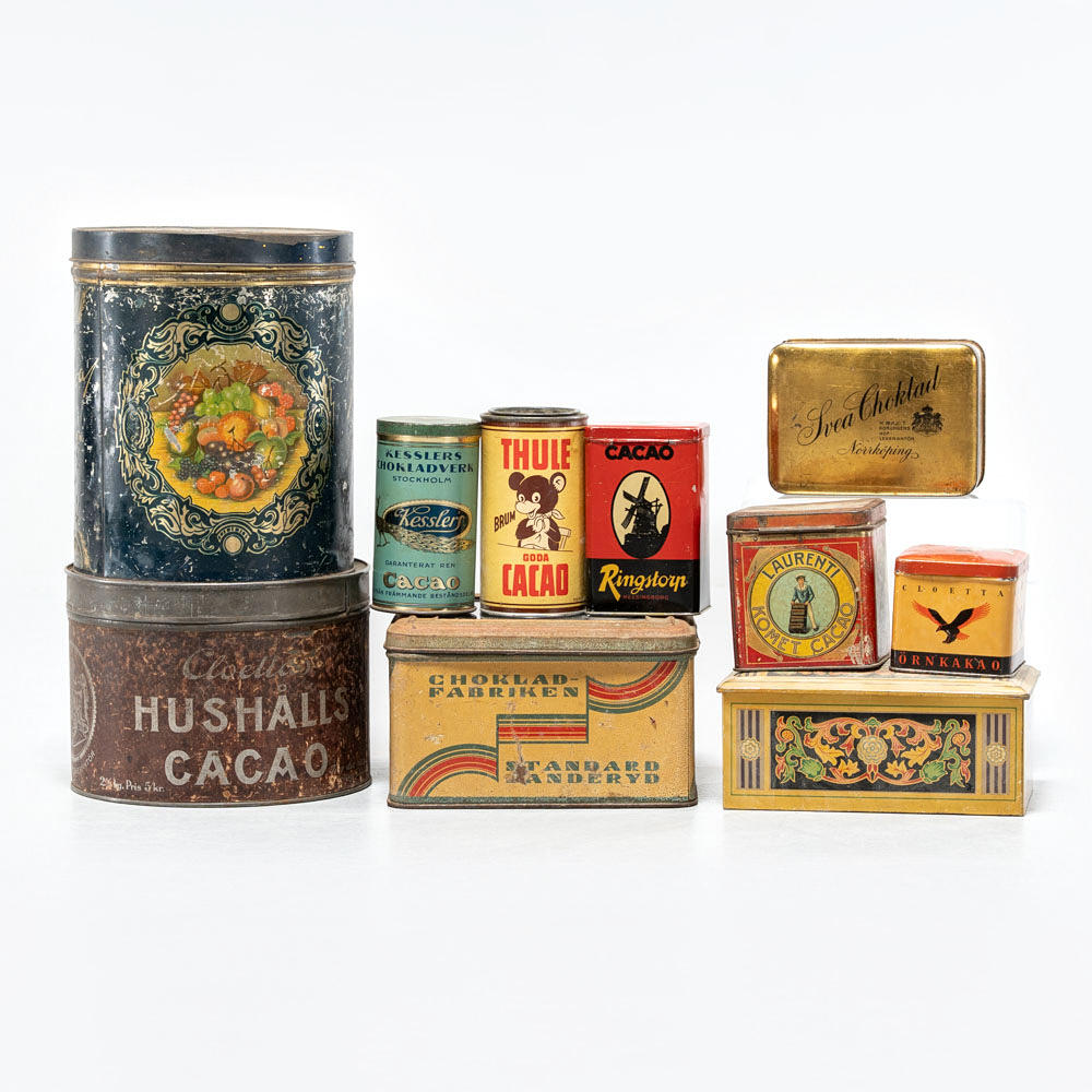 ASSORTED CACAO/CHOCOLATE CANS (10 pieces).