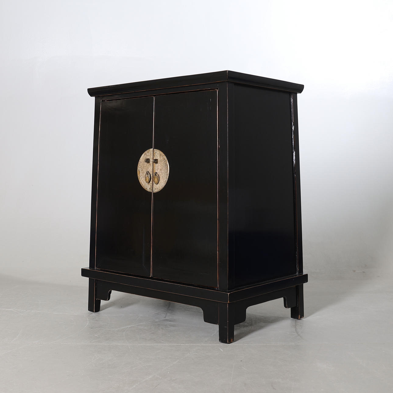 Wooden cabinet, China.