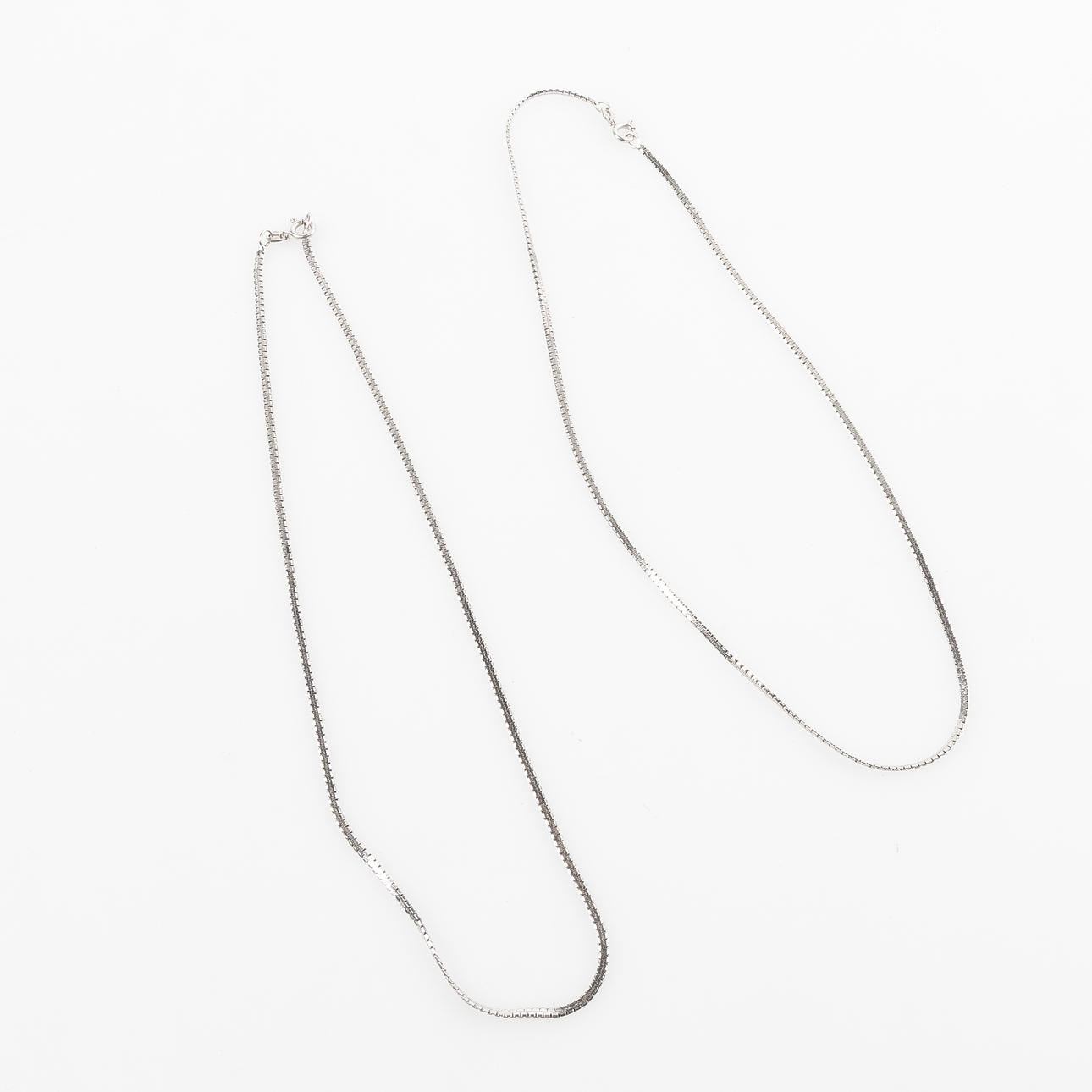 NECKLACE, 2 pcs. 18K white gold.