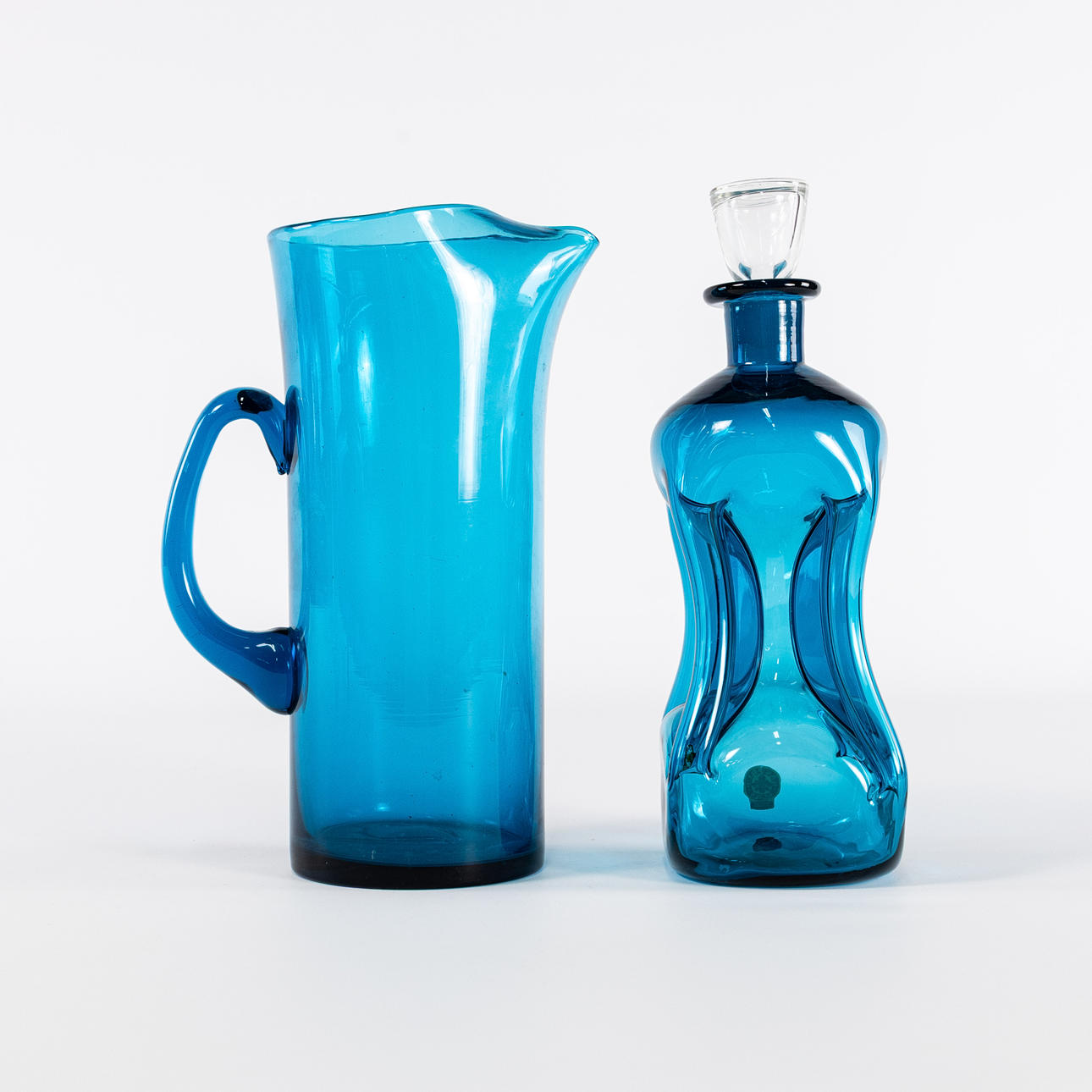 BRINGER, CLUKAFALKA, blue glass, maximum 24 cm.