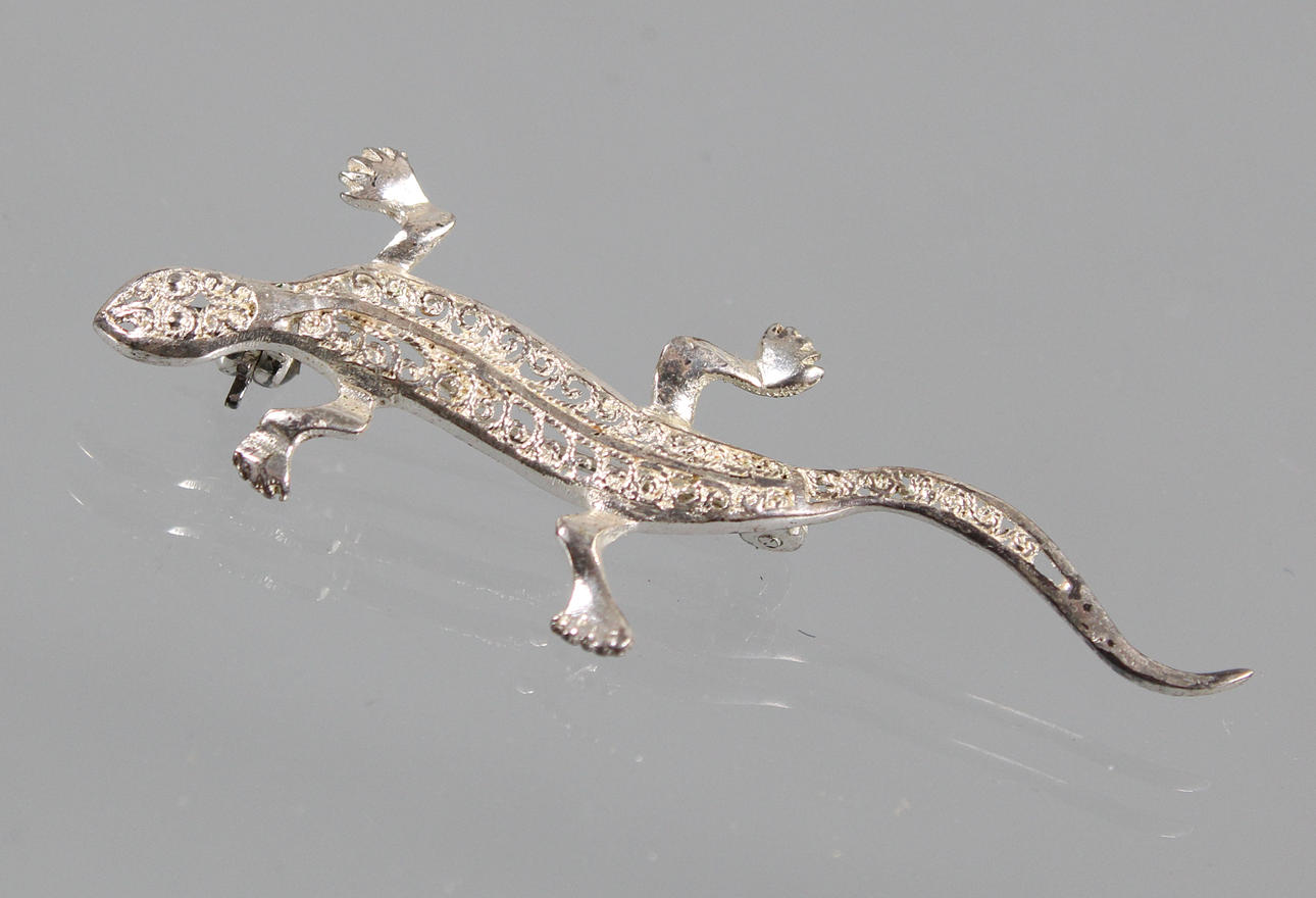 ANTIQUE SALAMANDER BROOCH, lizard, 835 silver.