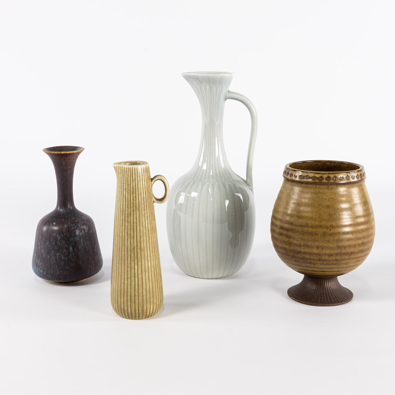 GUNNAR NYLUND, 4 vases, Rörstrand.