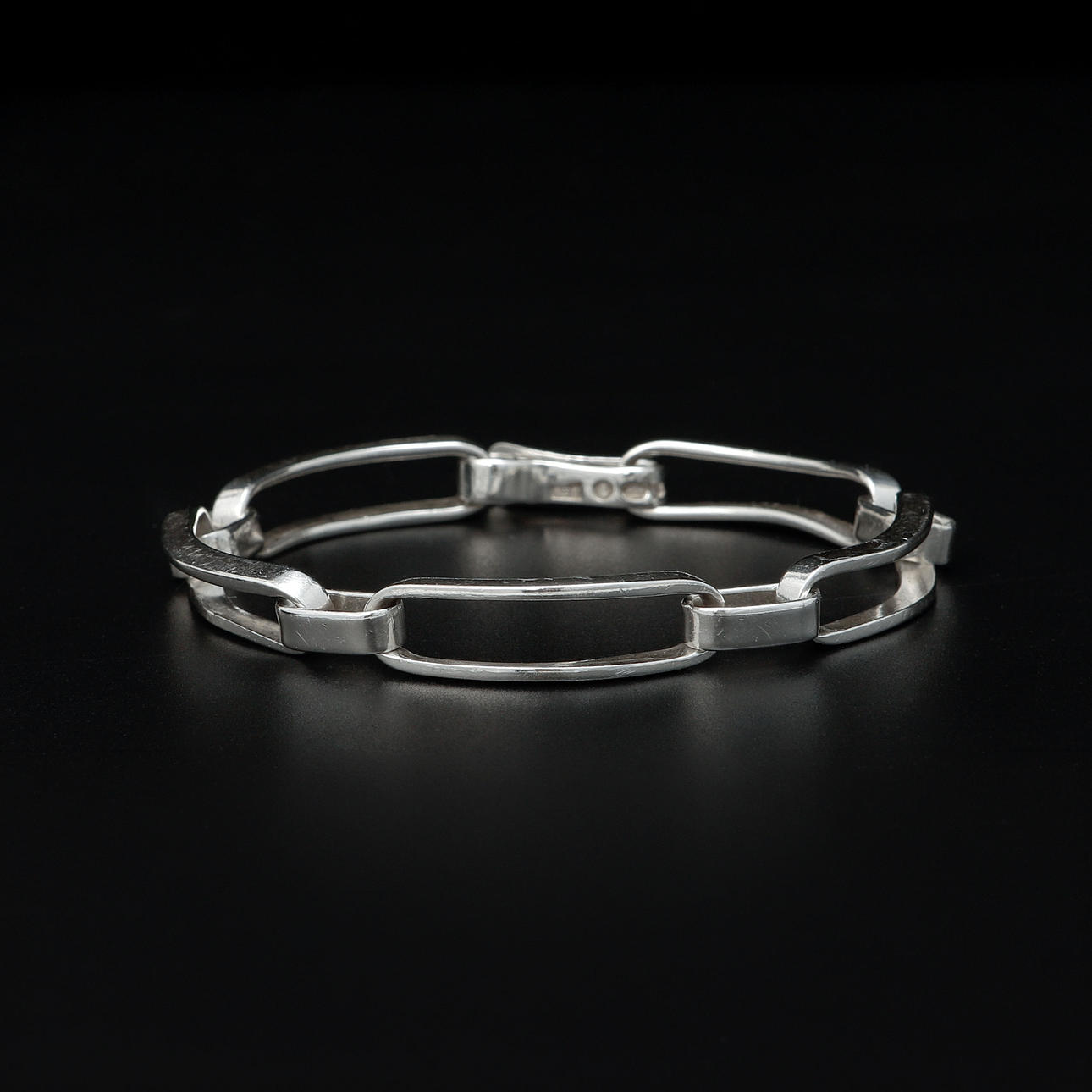 ANDERS HÖGBERG. A silver bracelet, Gothenburg, 1965.
