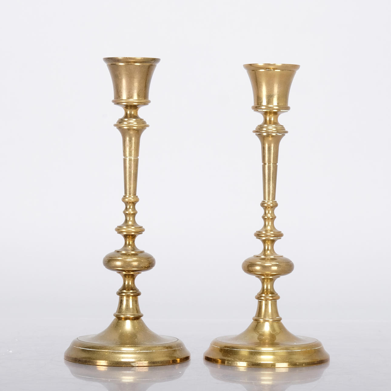 CANDLESTICKS, Skultuna, no. 1607, 2 pcs, Brass.