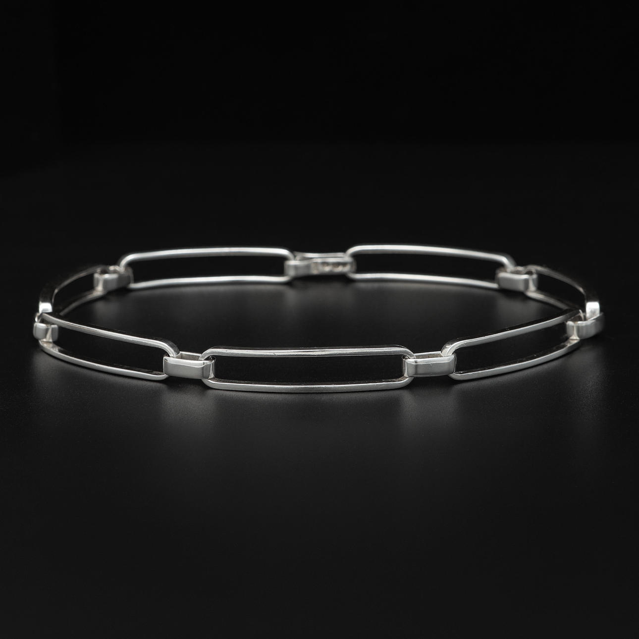 ANDERS HÖGBERG. A silver necklace, Gothenburg, 1964.