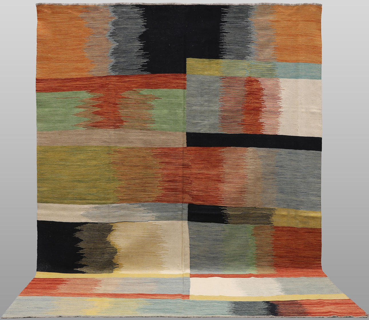 CARPET, “Kelim”, 341 x 246 cm.