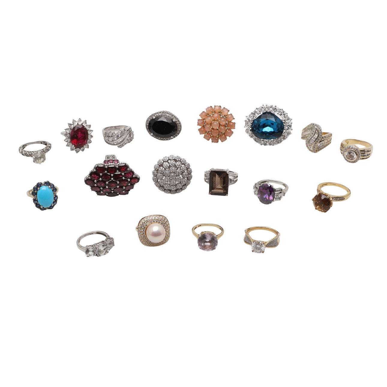 A QUANTITY OF SILVER AND GEM SET RINGS.