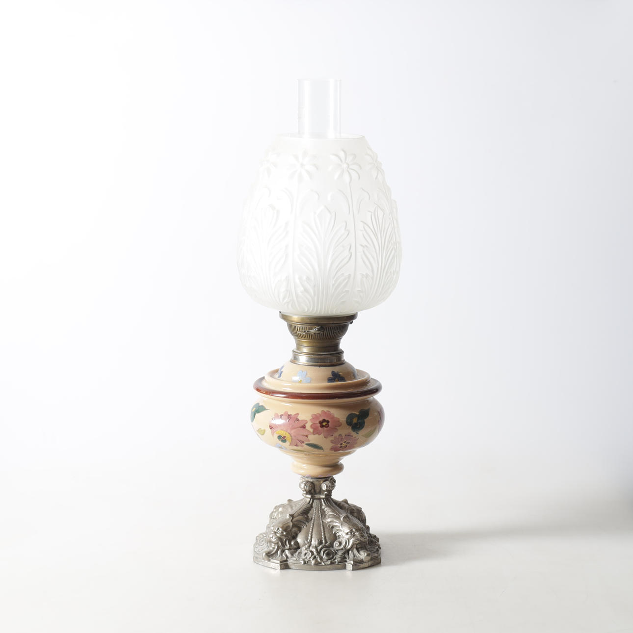 An early 20th century coffee table lamp.