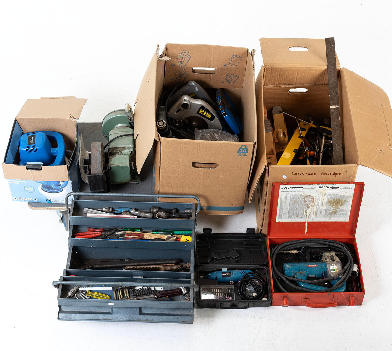 TOOLS/HAND MACHINES, one lot.