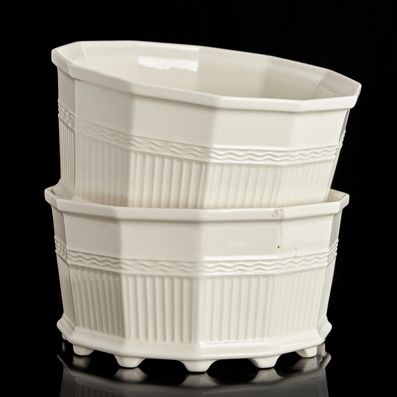 YTTERFODER, 2 st, "Waldemarsuddekrukan", modell 3, Prins Eugen, Rörstrand, porslin.