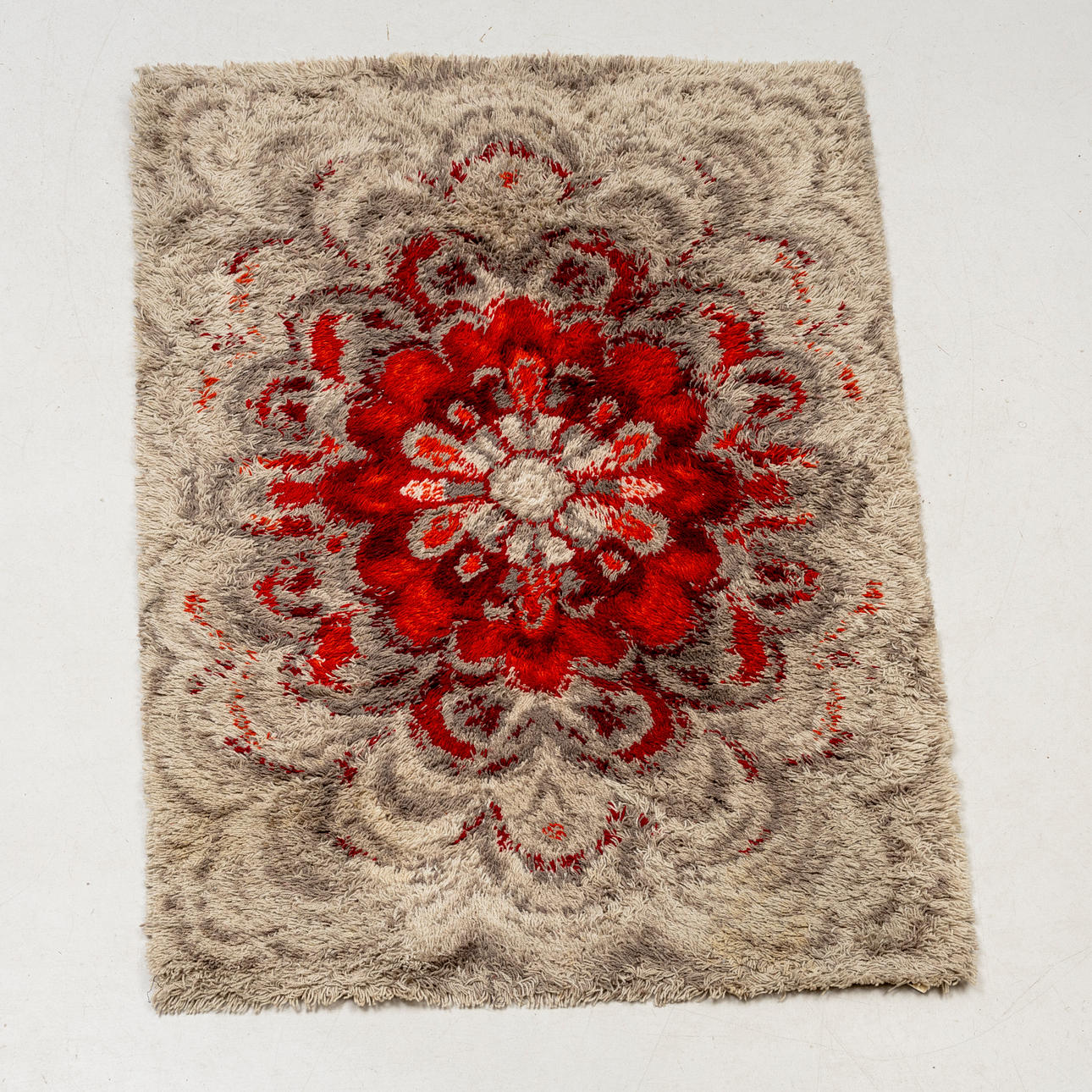 RYAMATTA, about 194 x 140 cm.