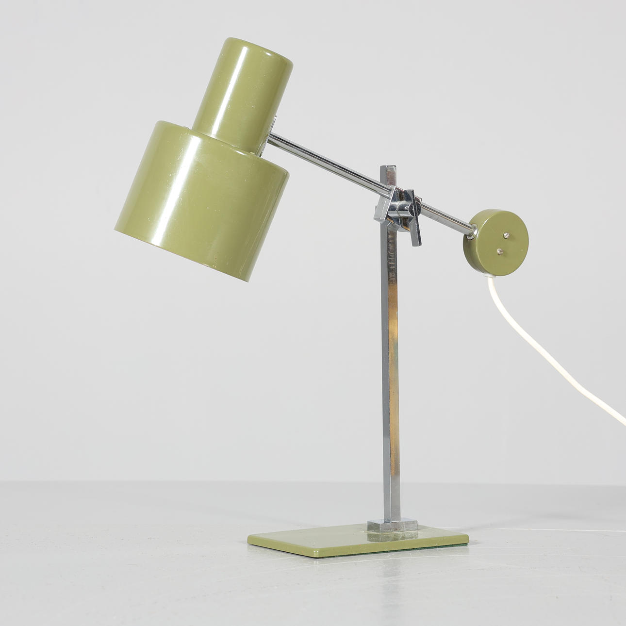 TABLE LAMP/DESK LAMP, metal, G. K, “Type 2067A”.