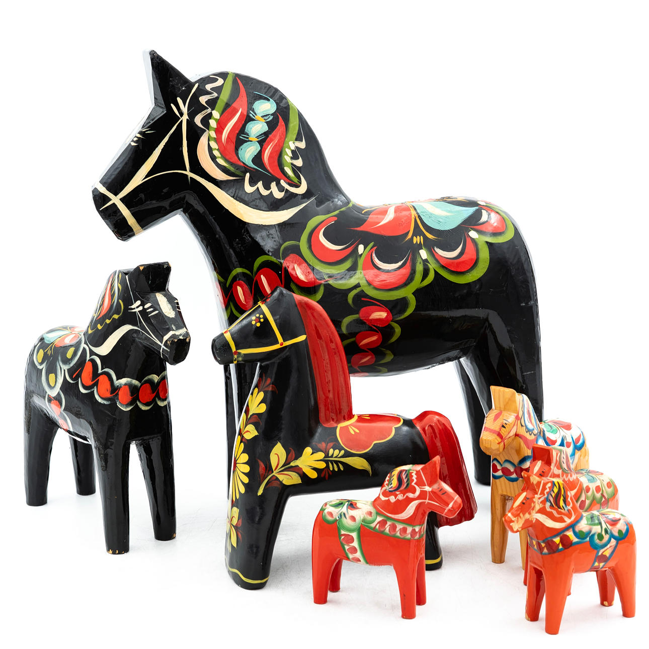 DALA HORSES (7 pieces).