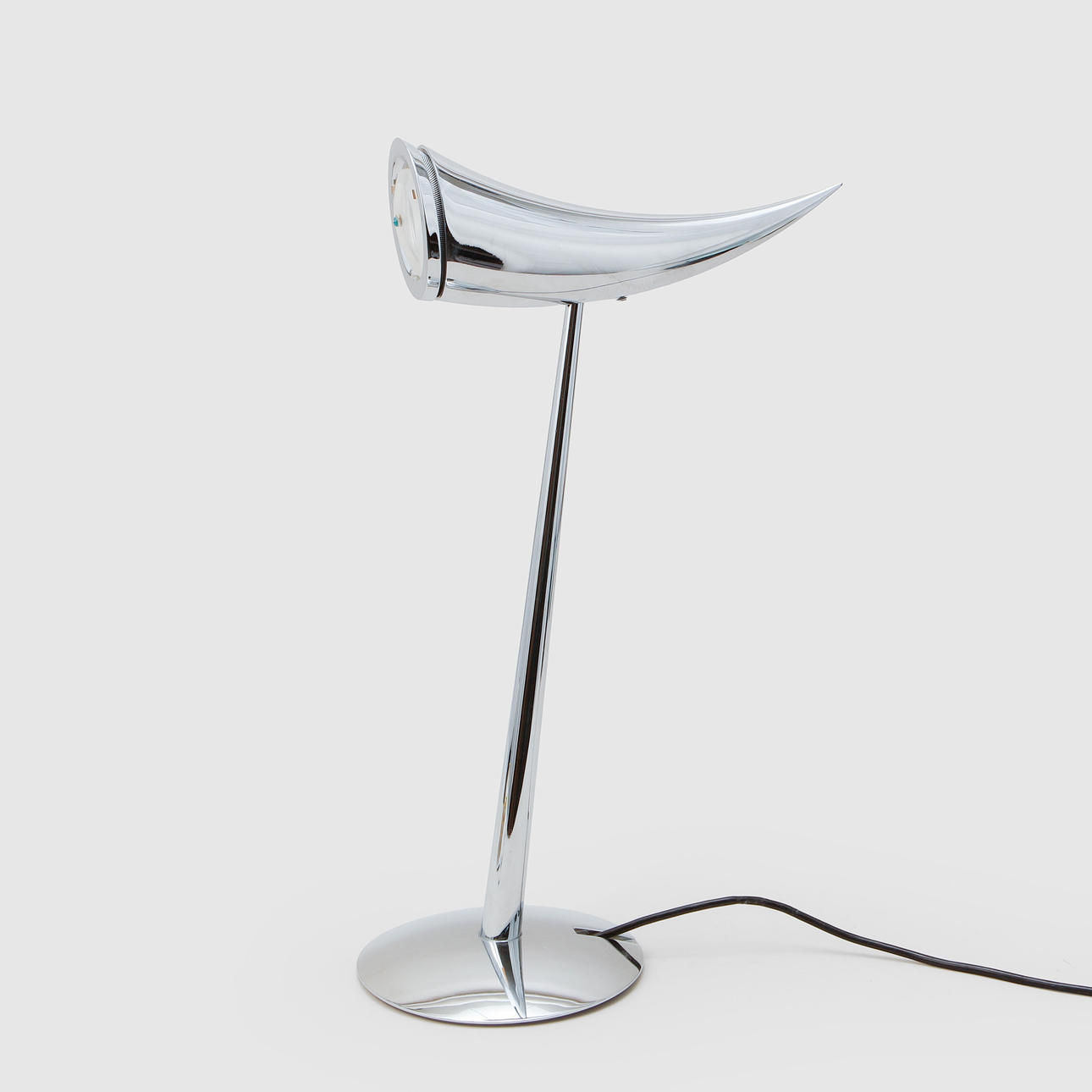 PHILIPPE STARCK. Table lamp, “Ara” Flos.