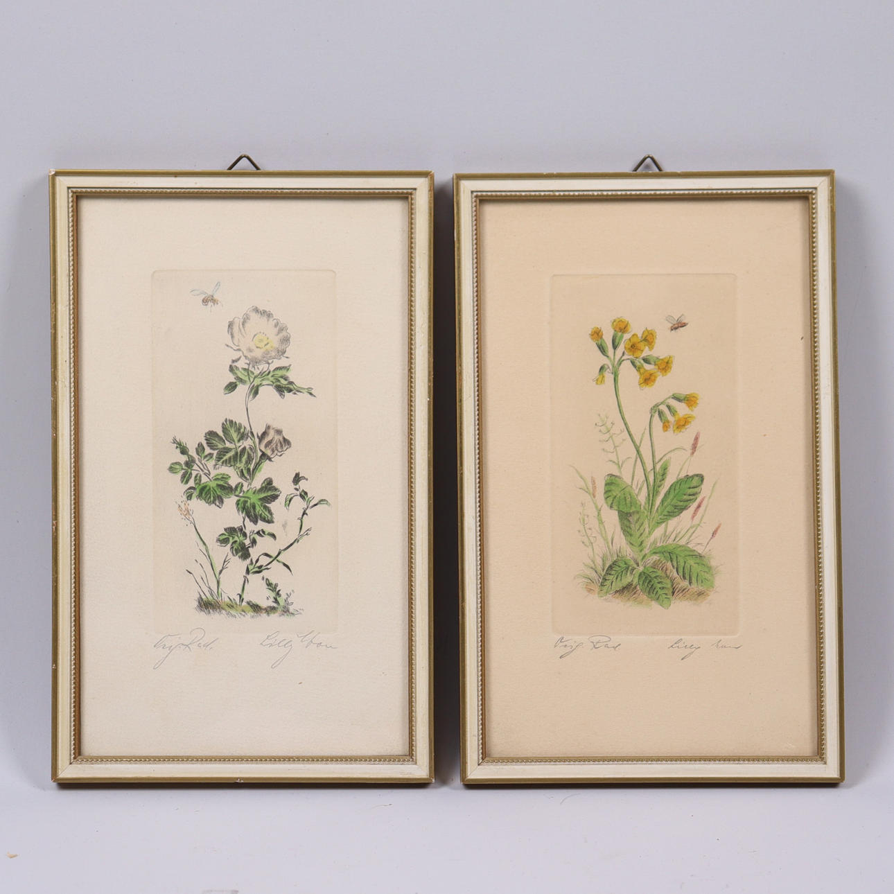 OIDENTIFIERAD KONSTNÄR. etchings, flowers, 2 pcs.