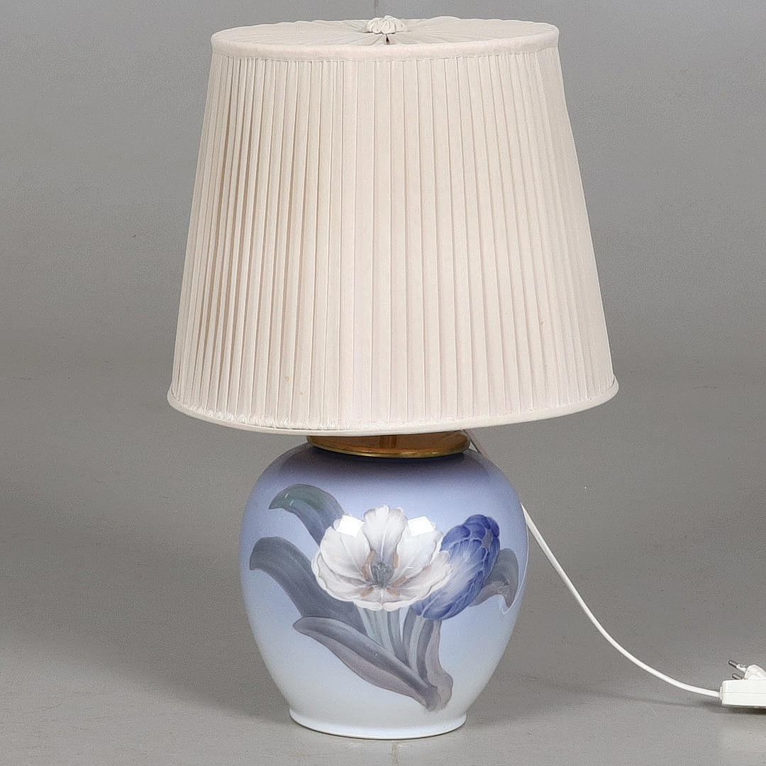 TABLE LAMP. Porcelain. Royal Copenhagen, Denmark.