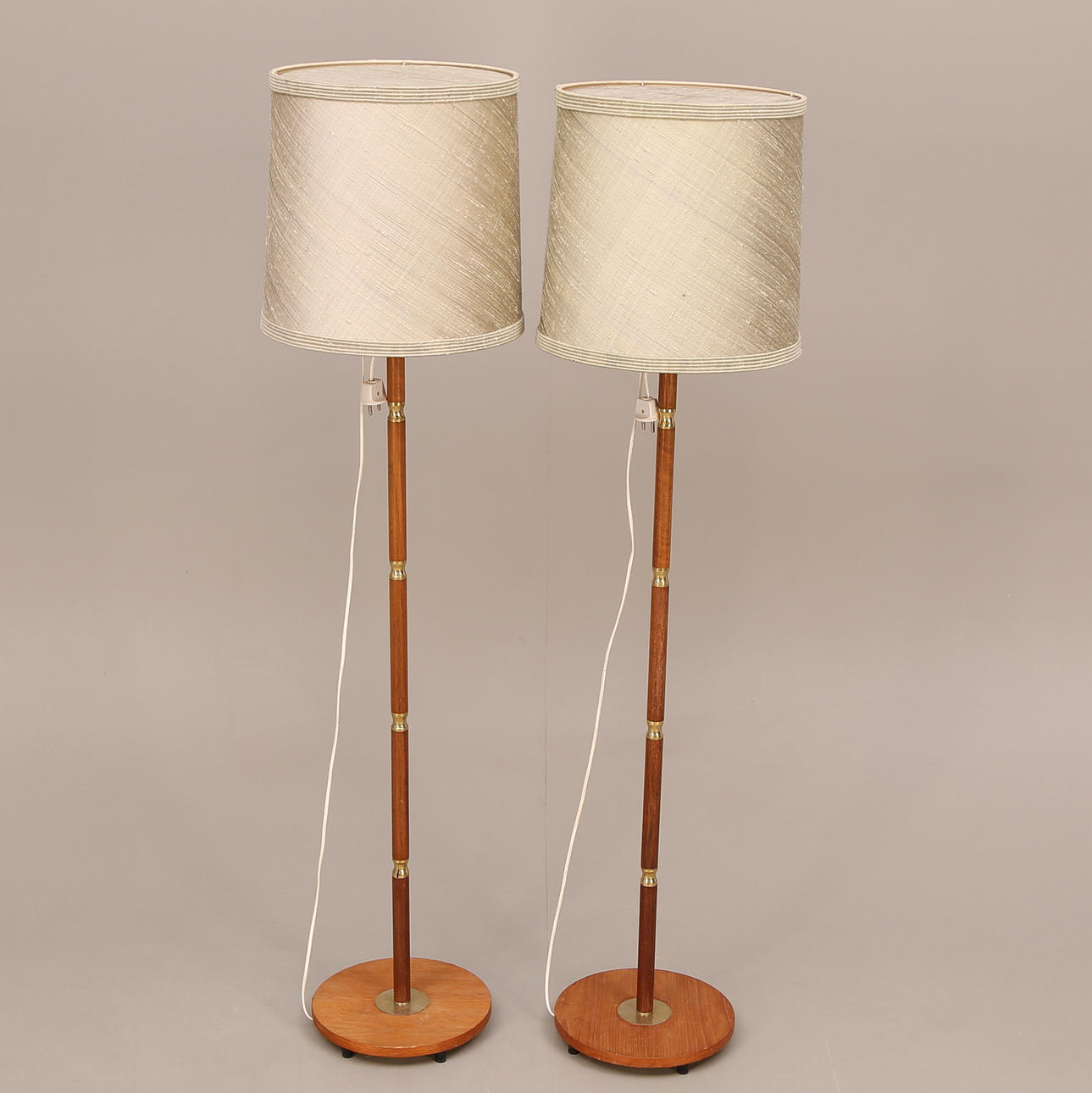 GOLVARMATURER, ett par, teak, E.S.Horn A/S Aalestrup - Danmark, 1900-tal.